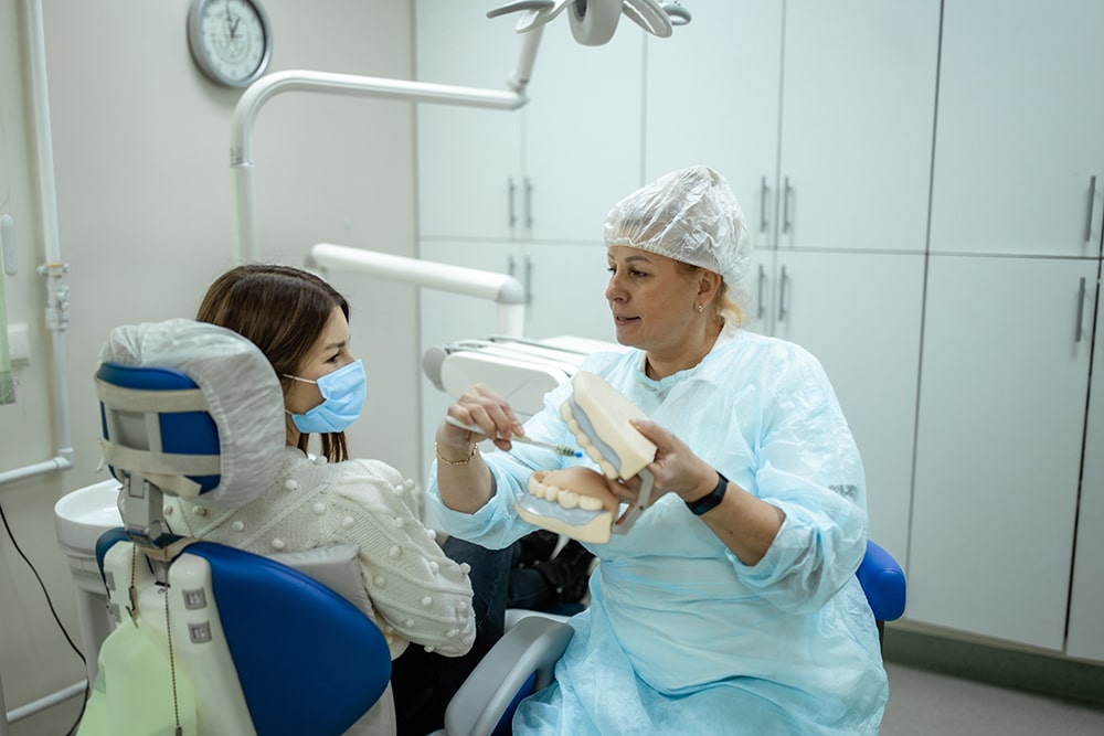Лечение чувствительности зубов в Калининграде